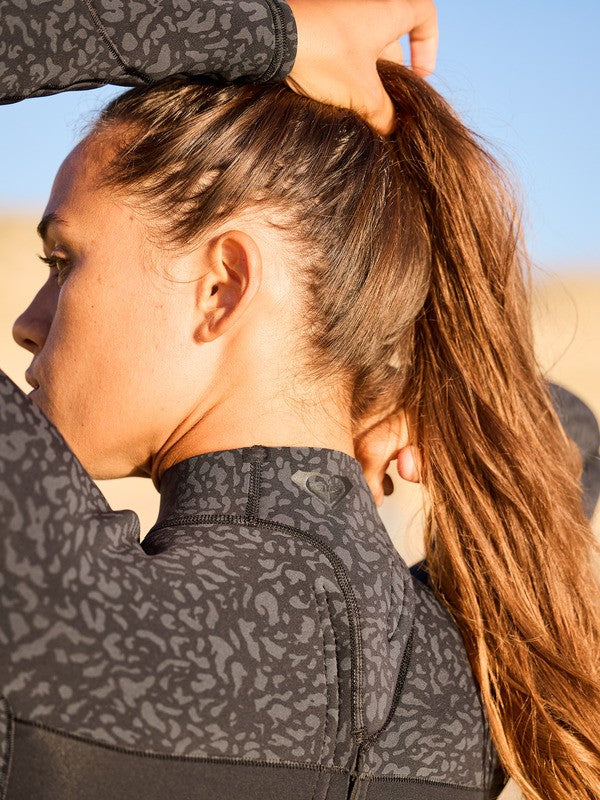 Roxy Damen Springsuit 2/2mm Swell Natural Backzip - animal print