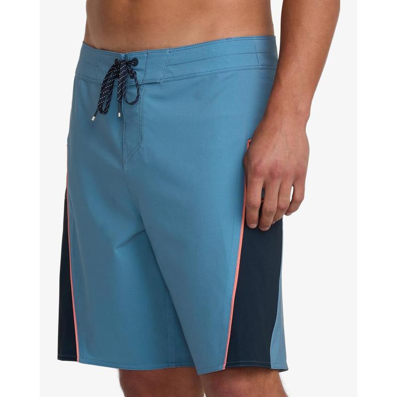 Billabong Herren Boardshorts Straddie Pro 20' - glacier blue
