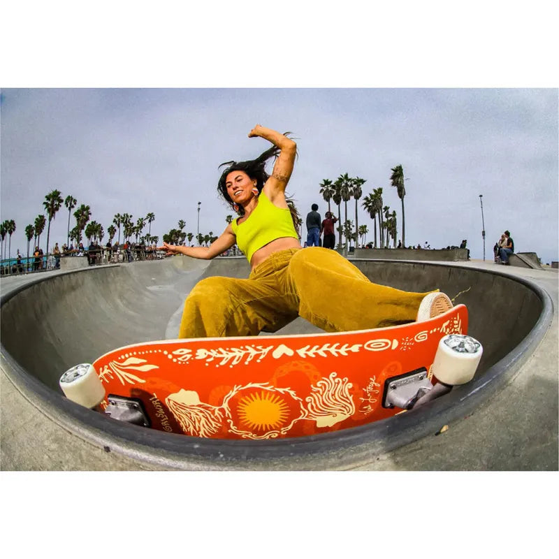Carver Skateboard 31" Sunflower GRLSWRL C7 (Complete)