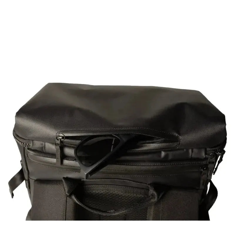 Channel Island Backpack Surf Essentials 40L - schwarz