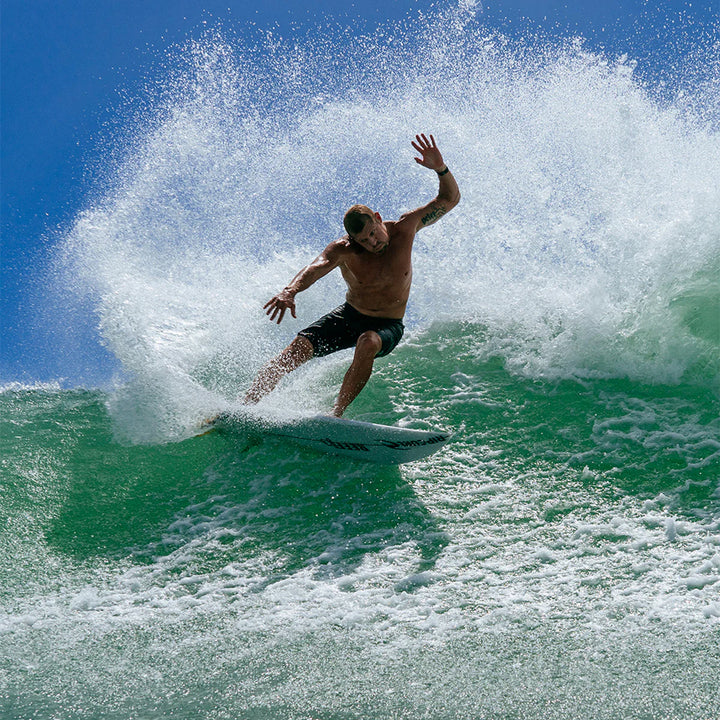 FCS II Finnen Mick Fanning Glass Fibre Fusion Tri - Smoke/ White