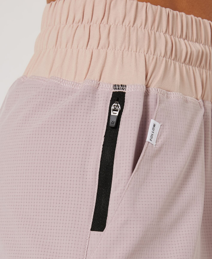 Follow Damen Techshorts Maven - Pastel Pink