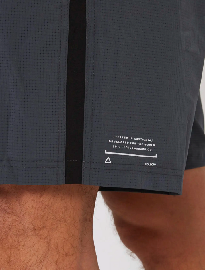 Follow Herren Hybrid Tech Short - stone