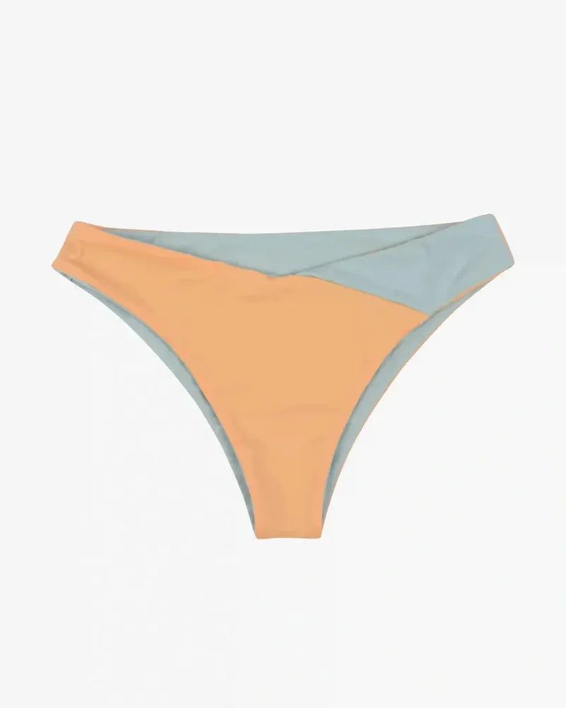 Main Bikini Bottom Flair