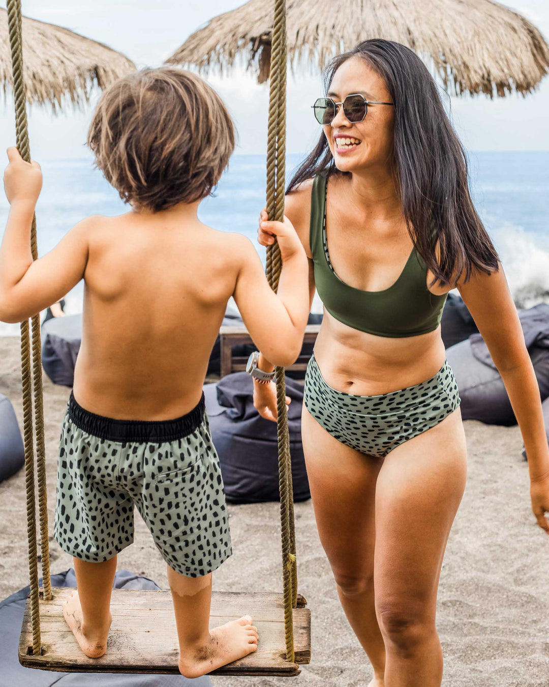 Main Design Kinder Boardshorts für Jungen Lean