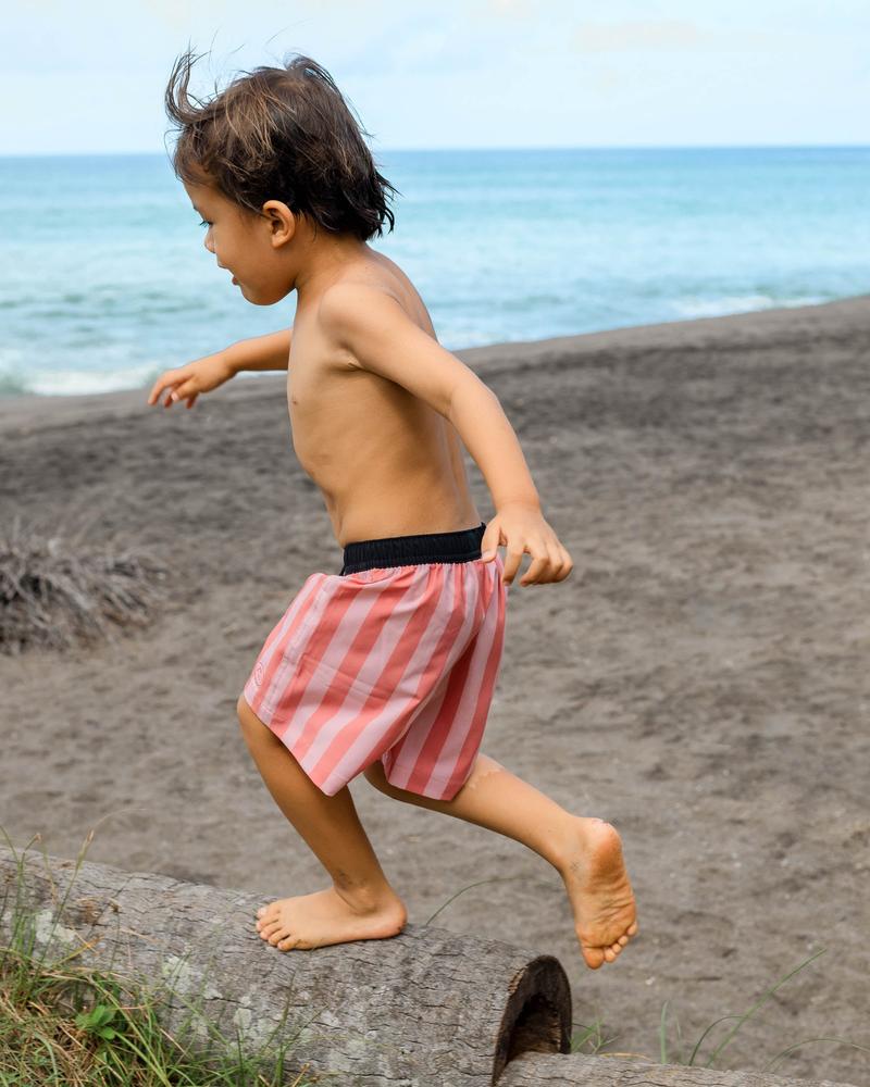 Main Design Kinder Boardshorts für Jungen Lean