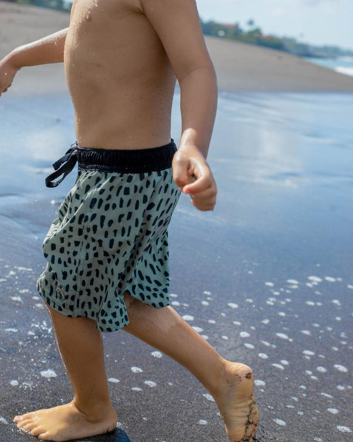 Main Design Kinder Boardshorts für Jungen Lean