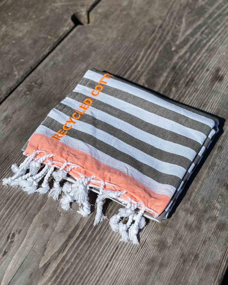 Main Design Strandtuch Ocean Loop