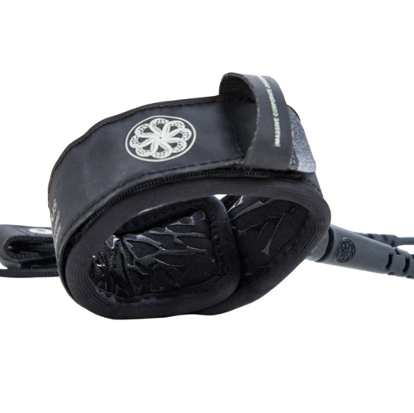 Octopus is Real Leash Mission Control 6" - Black