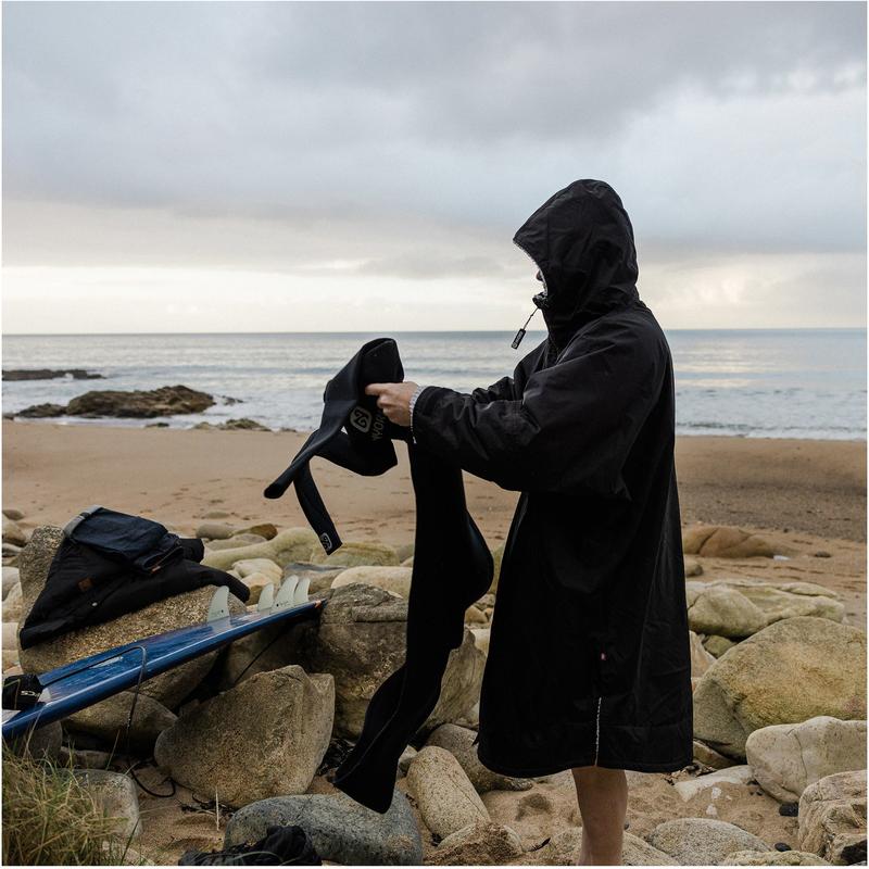 Nyord Primaloft Outdoor Poncho - navy/ecru
