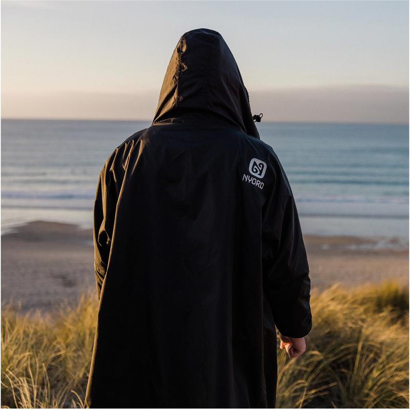 Nyord Primaloft Outdoor Poncho - navy/ecru