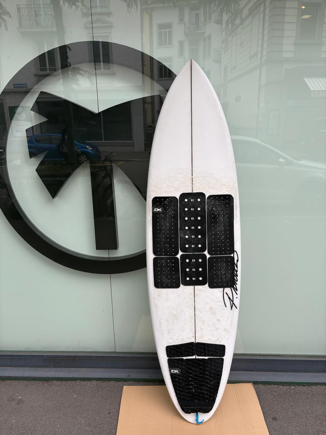 P.Mouzo Surfboards 5'11" FCS II 31L (Occasion)