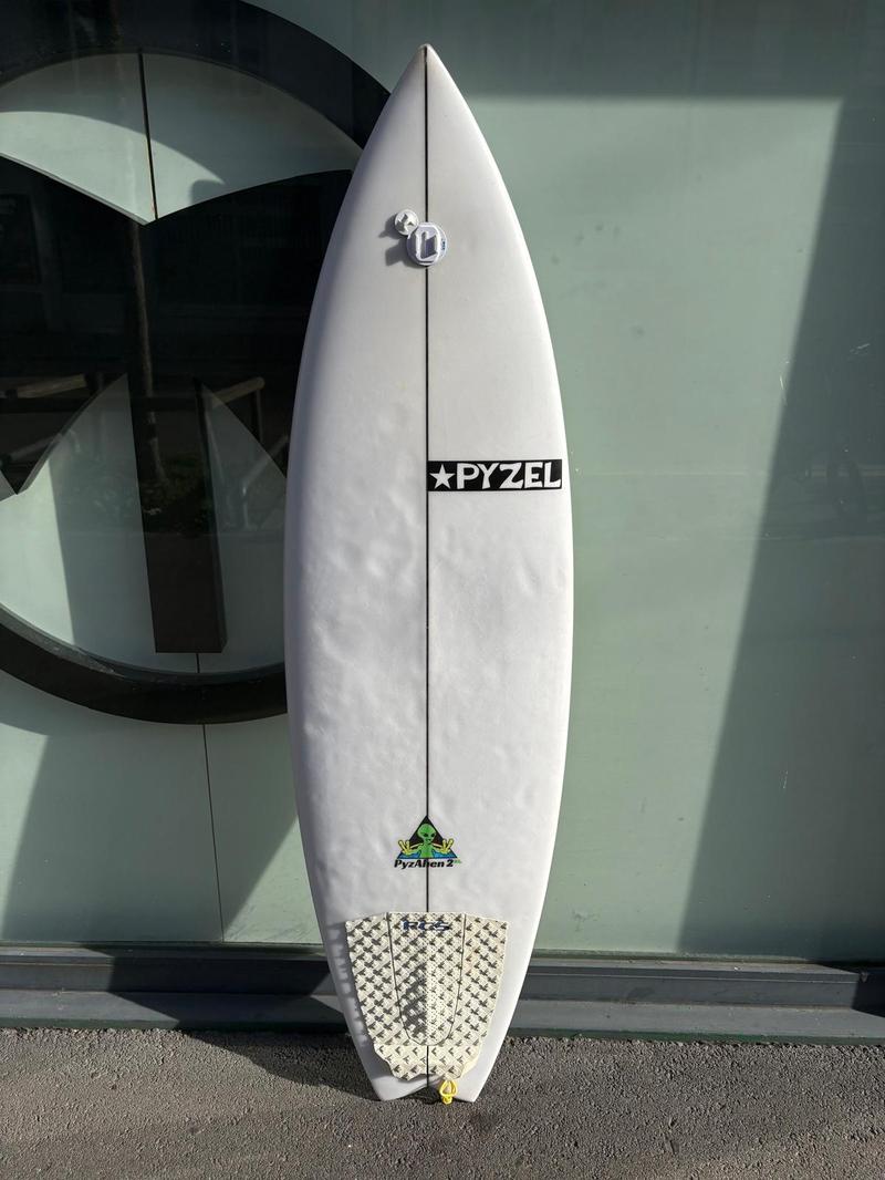 Pyzel Surfboards Pyzalien 2 XL 5'10" (Occasion)