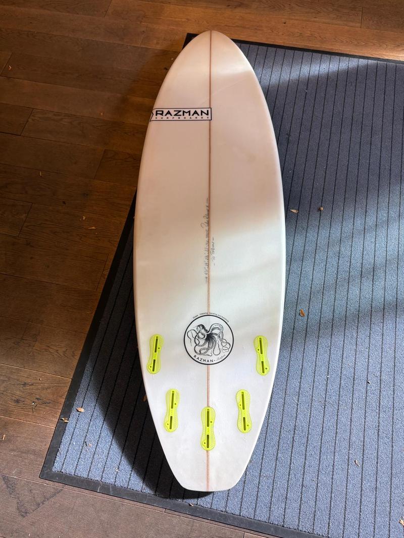 Razman Surfboards 5'11 Shortboard (Occasion)