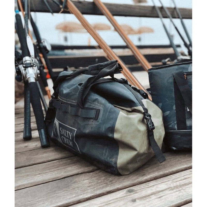 Salty Crew Voyager Duffle 40L - black/military