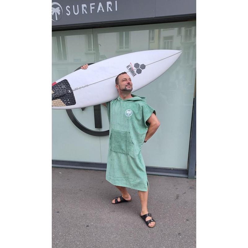 Surfari Survivor Poncho - emerald green