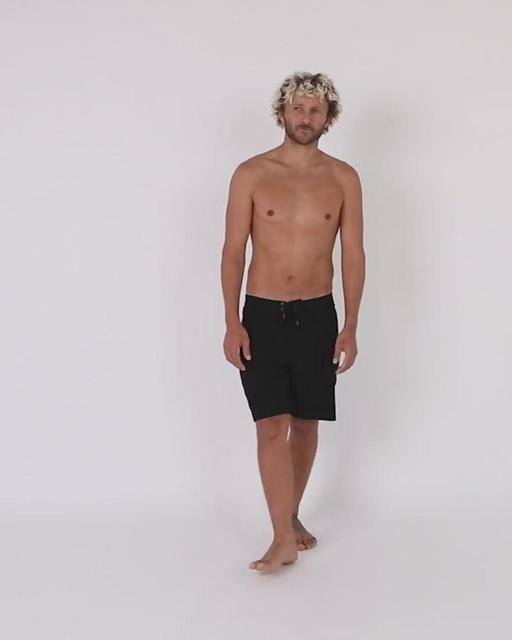 Follow Herren Boardshorts Global Tech - black