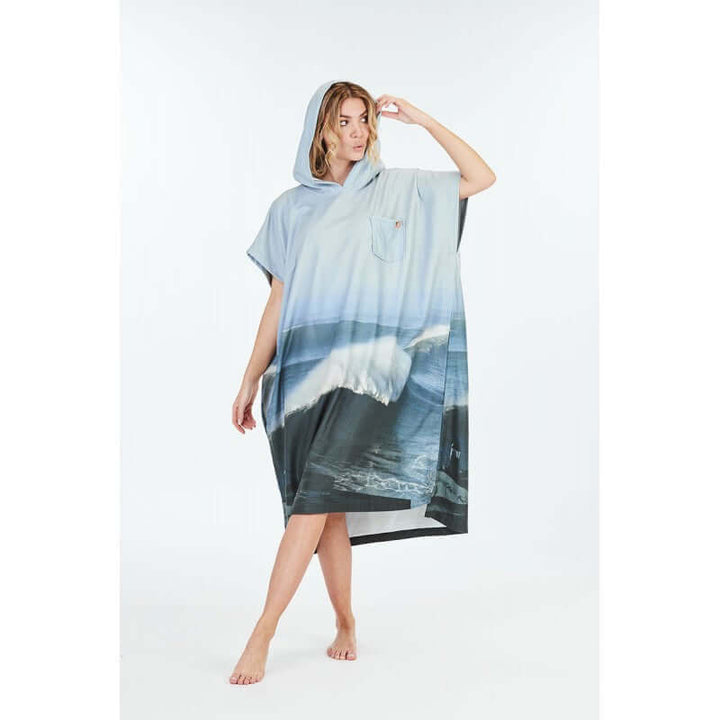 After Essentials Surf MICRO FLEECE Poncho - Nazare